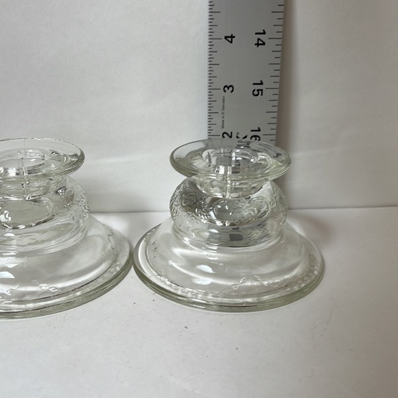 Vintage 1980 Madrid candleholders set of 2 pressed glass scroll floral design - Picture 6 of 10